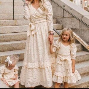 Ivy city co Ava dress set M & 2t